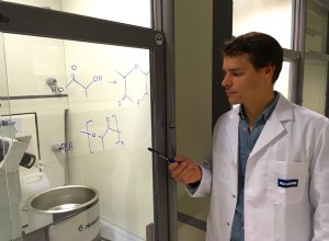 Michiel Dusselier remporte l Eos Pipette 2016 