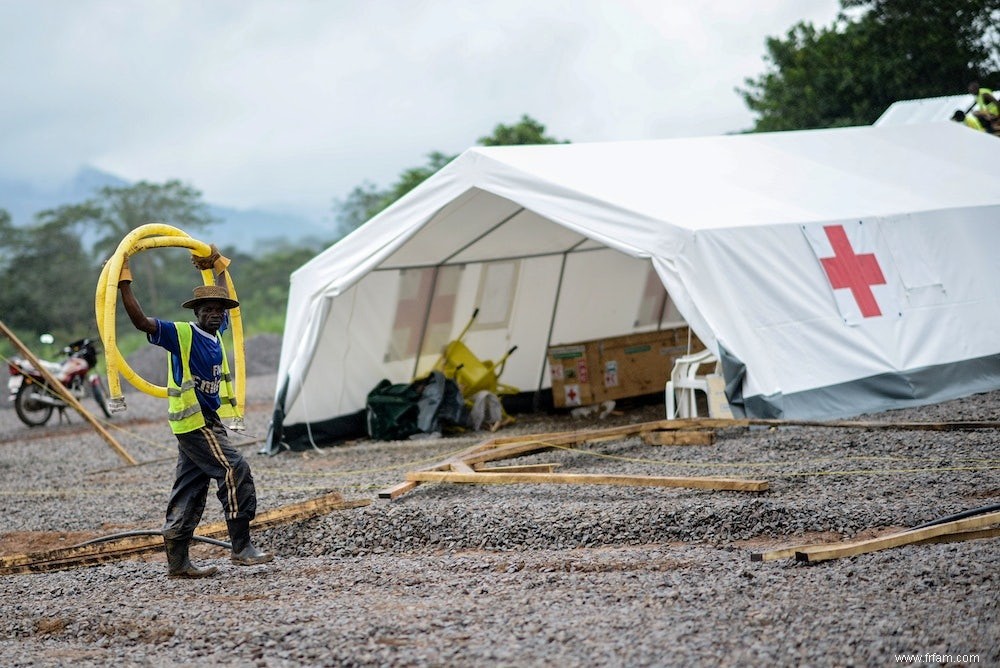 Un patient britannique atteint d Ebola en voie de guérison 