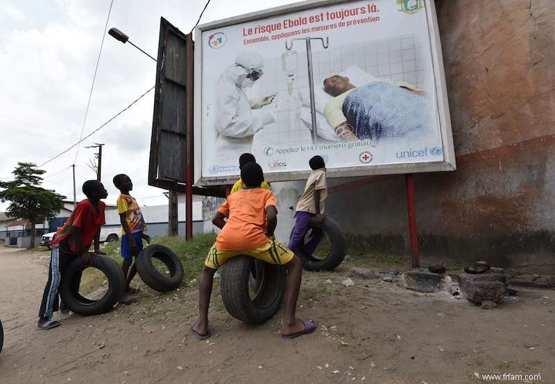 Le Japon propose un médicament expérimental contre Ebola 