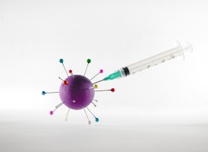 Malgré les nombreuses variantes, les vaccins corona continuent de nous protéger 