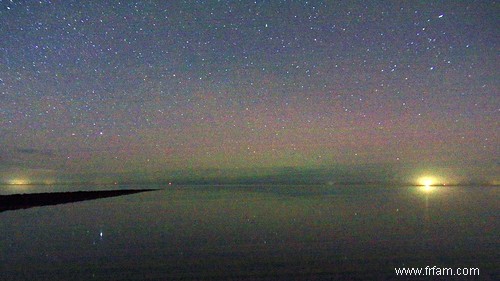 Aurora Borealis offre un magnifique spectacle de lumière 