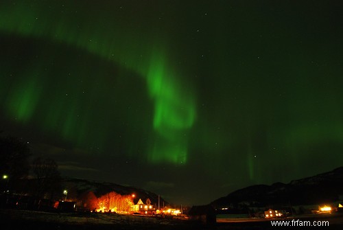 Aurora Borealis offre un magnifique spectacle de lumière 