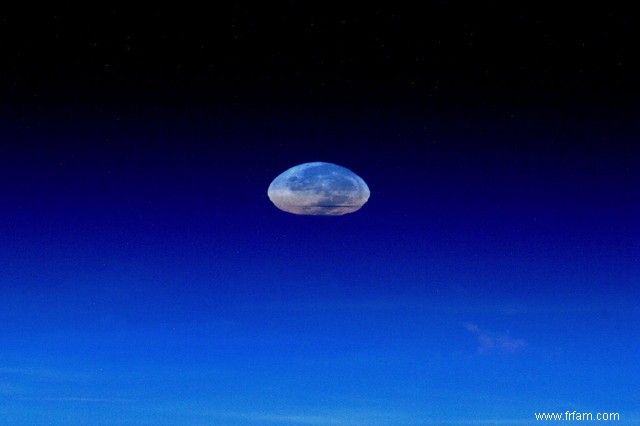 Super Lune depuis l ISS 