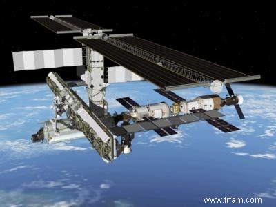 Premiers lancements depuis l ISS 