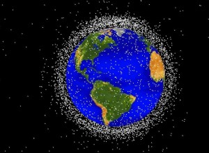 La poussière spatiale invisible confond les satellites 