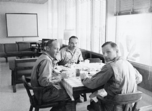 21 juillet 1969 :Neil Armstrong enfonce la semelle de sa chaussure dans la poussière de lune 