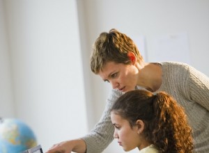 Enseignant et maître comme levier contre les inégalités 