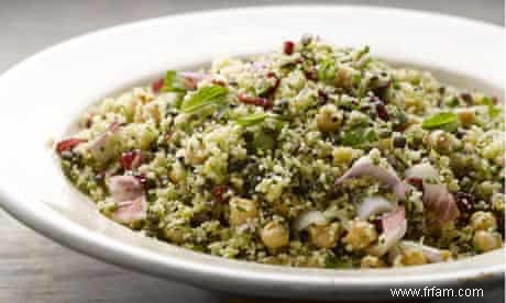 Le nouveau végétarien :Couscous au safran, salade de pois chiches et lentilles 