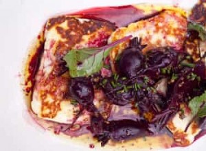 Recettes de salade de feuilles de betterave et halloumi grillé de Nigel Slater 