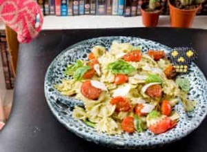 Livre de recettes de l élève :Pâtes au pesto maison et tomates cerises 