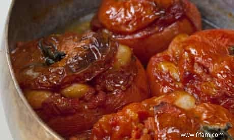 Tomates aux haricots beurre, poires cuites au four avec sirop d érable et crème à la cannelle de Nigel Slater 