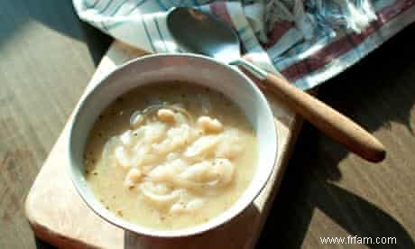 Une soupe à l oignon plus légère 