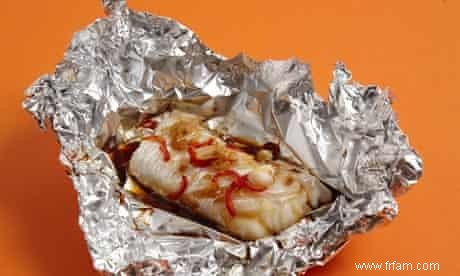 Recette de Poisson en papillote à l ail, au gingembre et au piment 