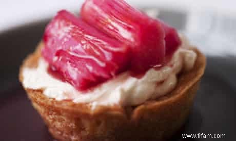 Les petites tartes à la rhubarbe de Nigel Slater, et les recettes rhubarbe et oranges sanguines 