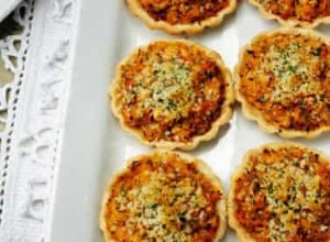 Recette Tartelettes de crabe à l ail, tomate et estragon 