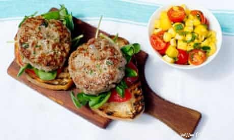 Recette de burgers d agneau d Angela Hartnett avec salsa à la mangue 