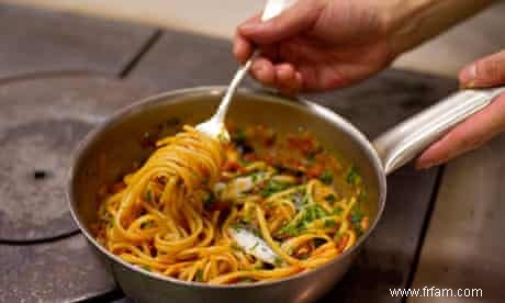 La recette des spaghettis alla puttanesca d Angela Hartnett 