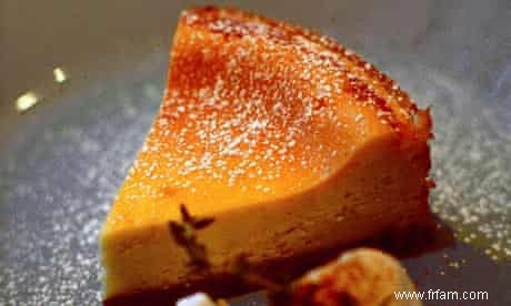 Recette de dessert de Thanksgiving :gâteau au fromage à la citrouille avec croûte de noix de pécan et garniture au whisky-caramel 