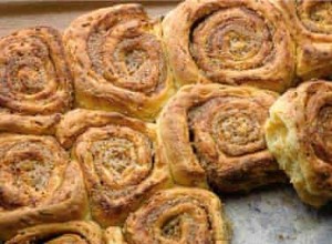 Les recettes de Dan Lepard pour les petits pains aux pacanes à la patate douce, ainsi que le pain moelleux aux graines de miel 