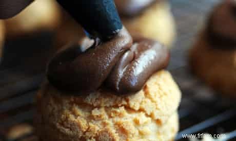 La recette des religieuses au chocolat de Dan Lepard 