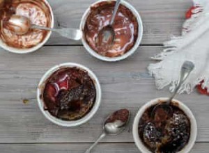 Crème brûlée au chocolat et aux cerises sans produits laitiers 