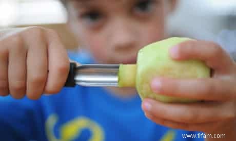 La recette du gâteau gluant aux pommes vertes et aux épinards de Dan Lepard 