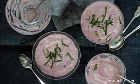 Syllabub de framboises à la menthe sans œufs et sans produits laitiers 