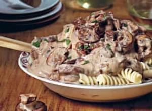 Stroganoff au tofu et aux champignons – recette végétalienne 