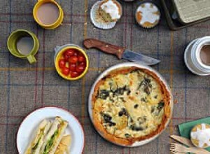 Pâtisserie légère, fraîche et faible en gras avec du fromage blanc à pâte molle 