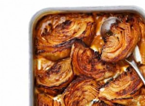 L âge avant la beauté :les recettes de Yotam Ottolenghi pour tarte aux pommes de terre et miso, chou braisé et pappardelle au foie d agneau et ail noir 