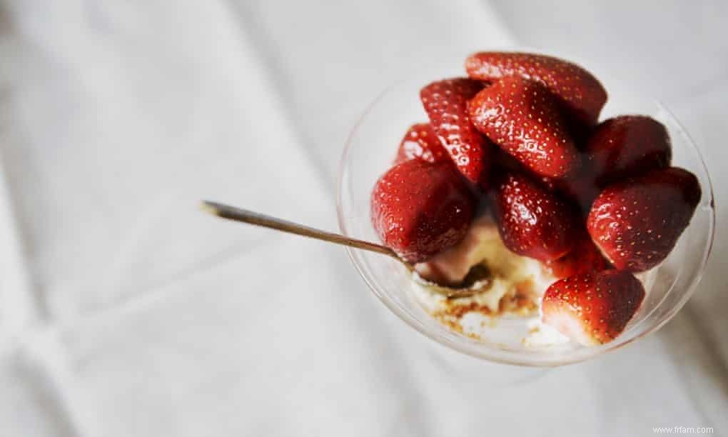 Plats de saison :pudding aux fraises fraîches d Australie 