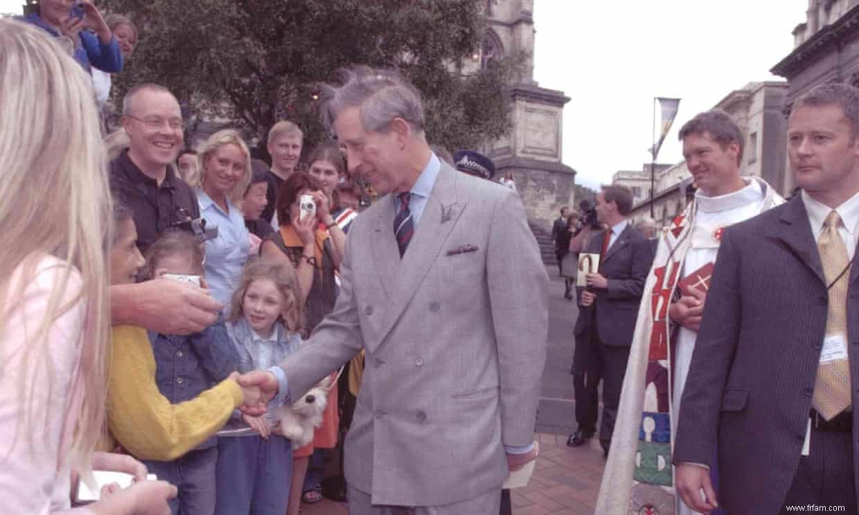 Vie de famille :Quand ma mère a rencontré le prince Charles, Moonlight Shadow et Gran’s sausage rings 