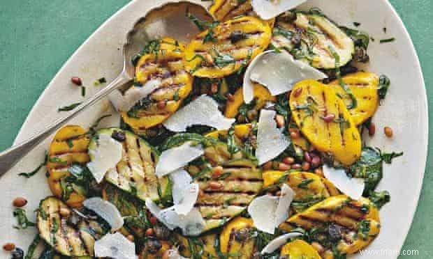 Les jours de salade sont de retour :les recettes de courgettes de Yotam Ottolenghi 