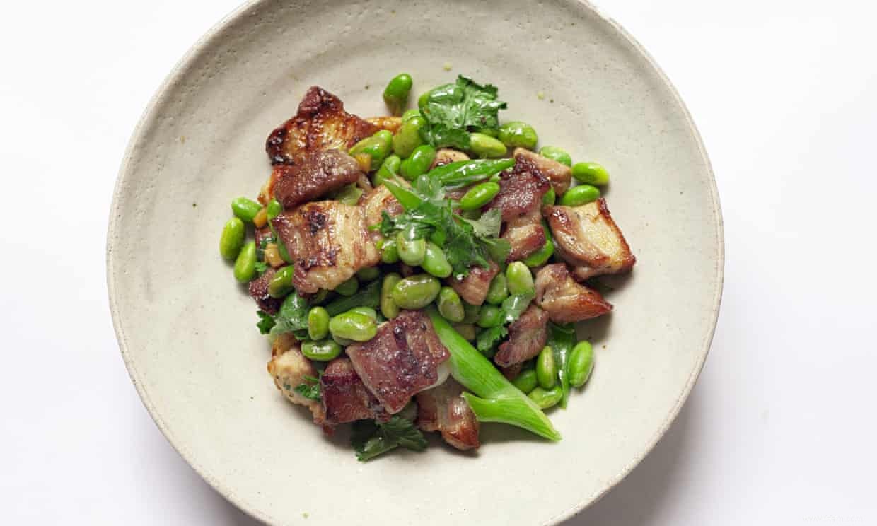 Recette de la poitrine de porc et des haricots edamame de Nigel Slater 