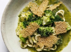 Recette Orecchiette, salsa verde et chips de parmesan de Nigel Slater 