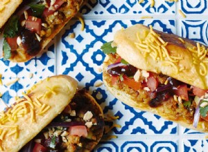 Dabeli (sandwich à la purée de pommes de terre et au piment) 