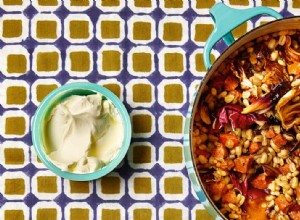 La cuisinière du week-end :les recettes de Thomasina Miers pour le risotto d orge, chorizo ​​et radicchio, et salade de chèvre et pickle de rhubarbe 