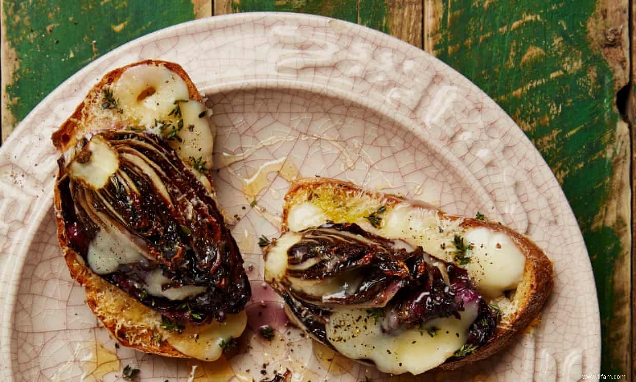 Pratique pointue :les recettes de Yotam Ottolenghi pour le radicchio, la chicorée et la puntarelle 