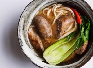 La recette de la soupe miso à la saucisse de Nigel Slater 