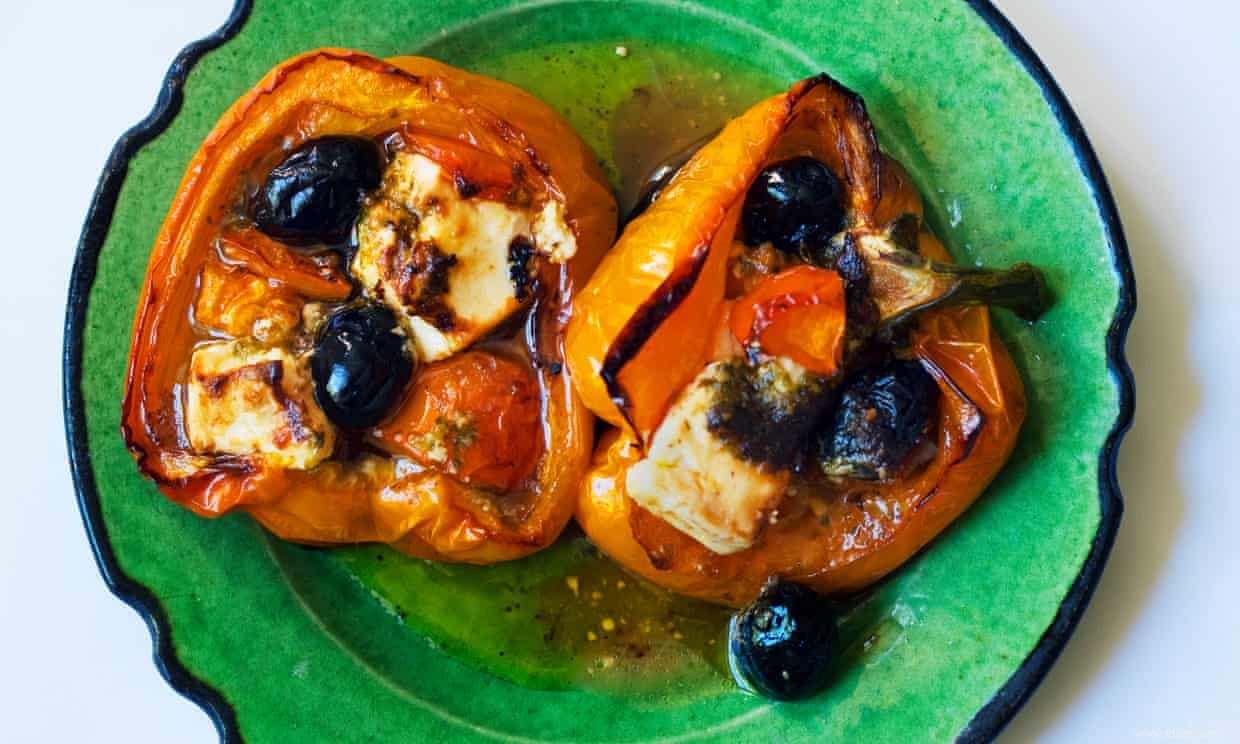 Poivrons cuits au four de Nigel Slater avec tomates et feta 