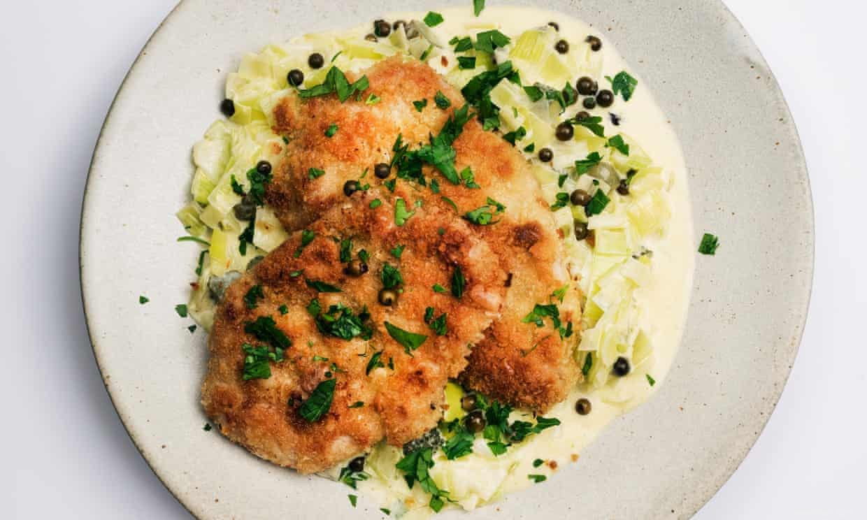 Escalopes de porc aux poireaux et à la crème de Nigel Slater 