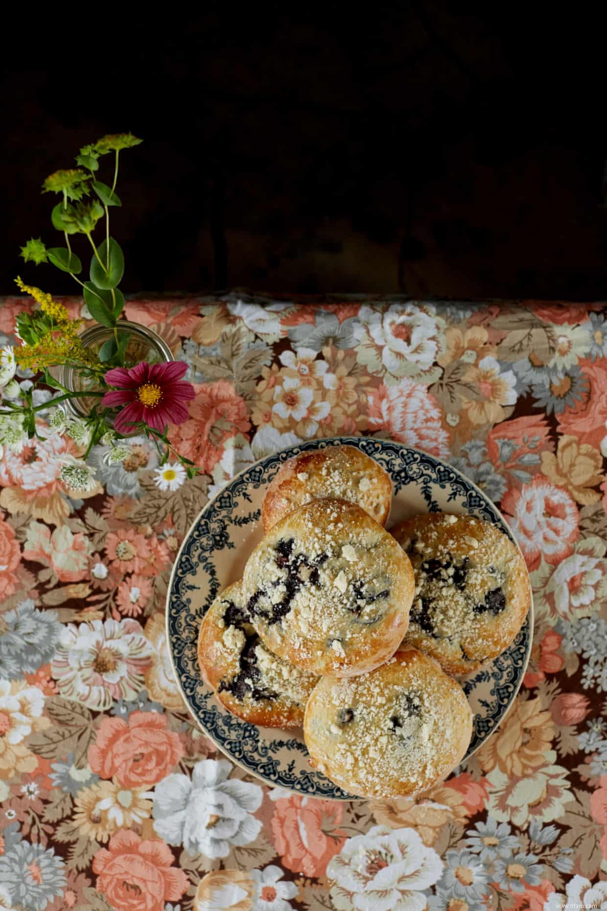 Recettes folkloriques polonaises pour les petits pains aux graines de pavot et les gâteaux aux prunes 