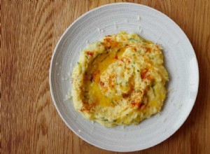 Morue salée rapide de Nuno Mendes avec pommes de terre, ail et comté 