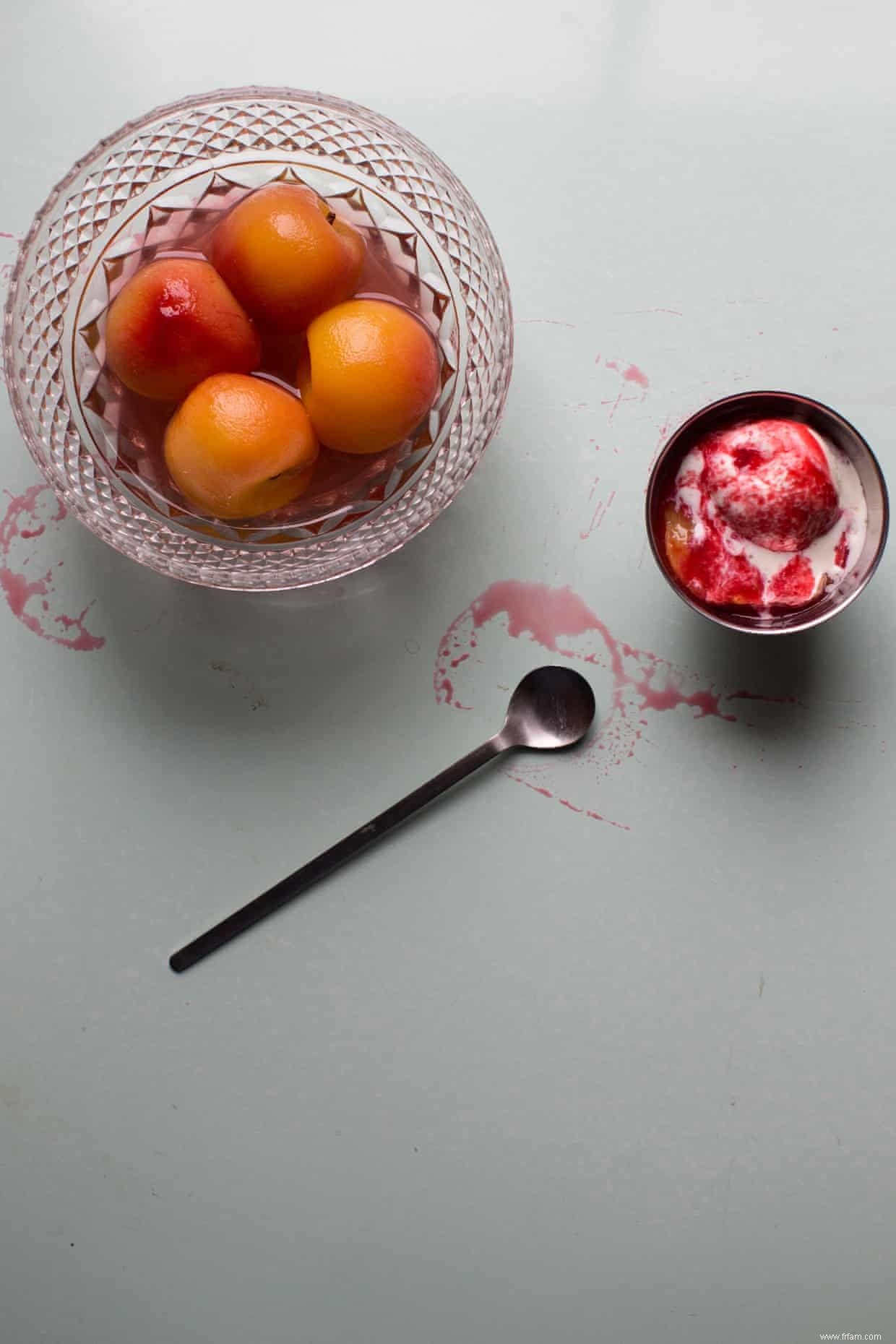 Recettes de pêches pochées pour knickerbocker glory et pêche melba 