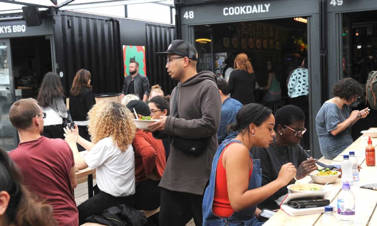 Le chef qui fait aimer la cuisine végétalienne aux jeunes Londoniens 