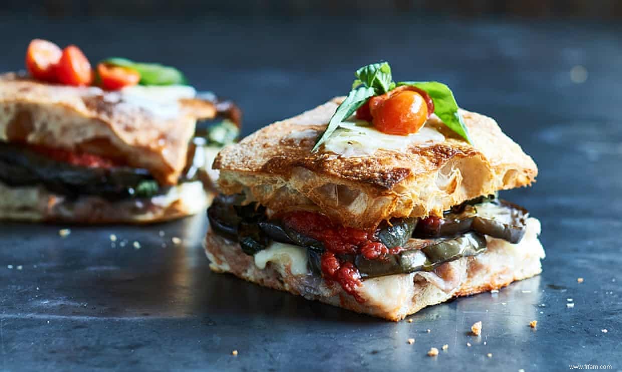 Pizza romaine à la parmigiana d aubergines de Stefano Manfredi 