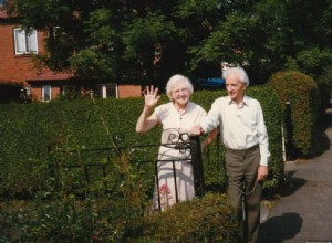 Vie de famille :Salut d adieu spécial de ma mère et crumble aux pommes 