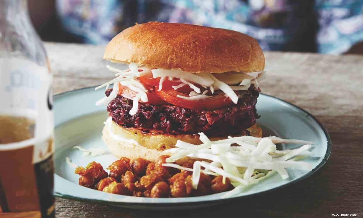 La recette du burger de lentilles à la betterave de Bondi Harvest 