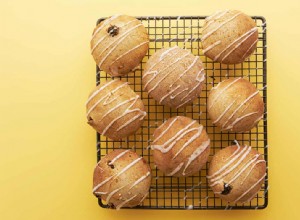 La recette végétalienne de Meera Sodha pour les petits pains de Pâques jamaïcains 