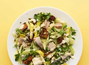 La recette de Thomasina Miers pour la salade de hareng mariné, betterave et raifort 